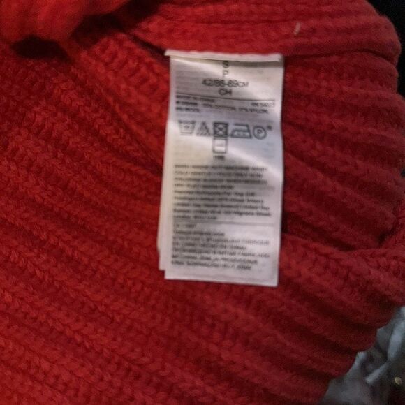 Banana Republic Ribbed Raglan Red Sweater no tag - Picture 5 of 5